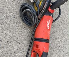 Hilti DC 230-D 230mm/9-inch angle grinder
