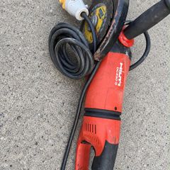 Hilti DC 230-D 230mm/9-inch angle grinder