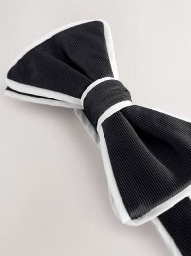 NEXT Bow Tie & Cummerbund Set