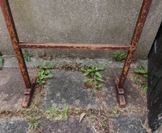 Antique clothes horse