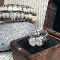 1 Pair of Teeth Tooth Fairy Oddity Curiosity Ring Goth Gift