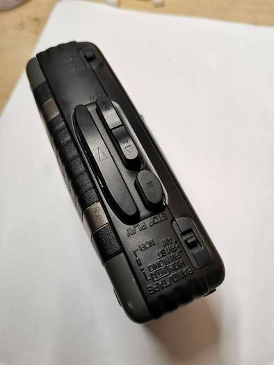 Panasonic RQ-V65 Cassette Walkman Player