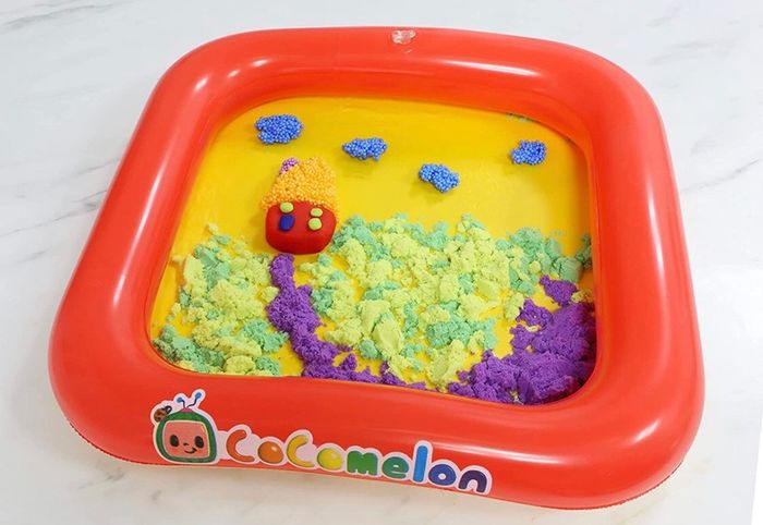 Sensory Play Set - Inflatable Play Tray, Squeezy Sand, Foam & Dough - Creative Toys