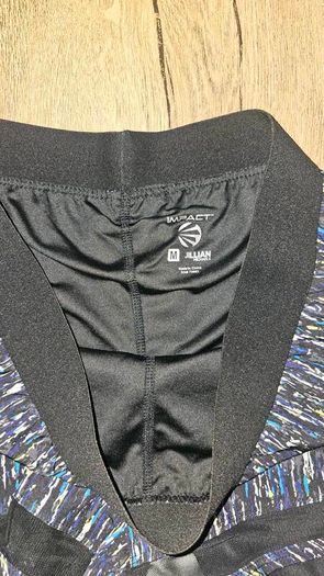 Sports tops