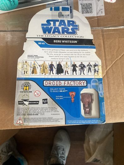 Star Wars Rare 2008 Beru Whitesun w/ HK-47 BD Piece