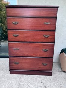 Solid wood dresser/chest of drawers with mirror