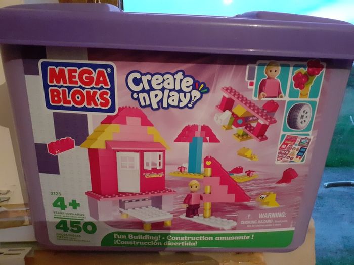 Girls Mega Bloks
