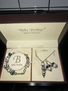 Ladies bracelet necklace and earrings