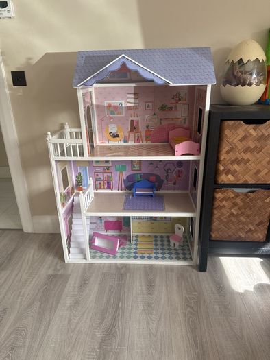Doll House