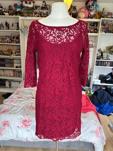 Sleeved dress