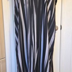 Emery Rose 3XL Black & Grey Abstract Stripe Maxi Kaftan Dress New With Tags
