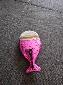 Cosmetic brush