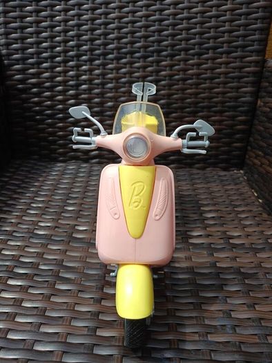 Barbie Scooter