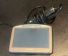 TomTom GO 720 Sat Nav and 4GB High-Speed SD Car