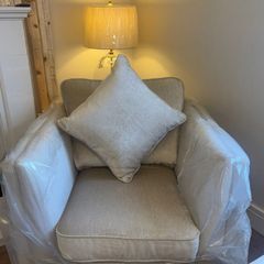 Arm chair