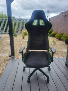 gaming chair