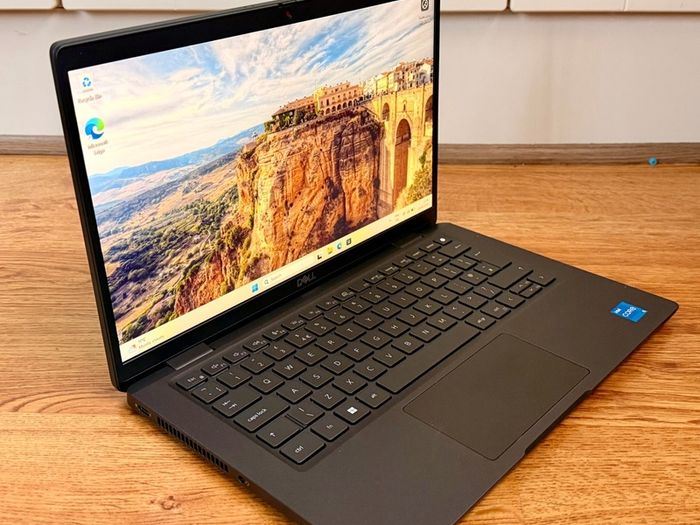 Dell Latitude 7320 Intel i5 11th gen 16GB RAM 512GB SSD