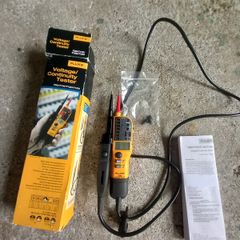 fluke t150 voltage tester