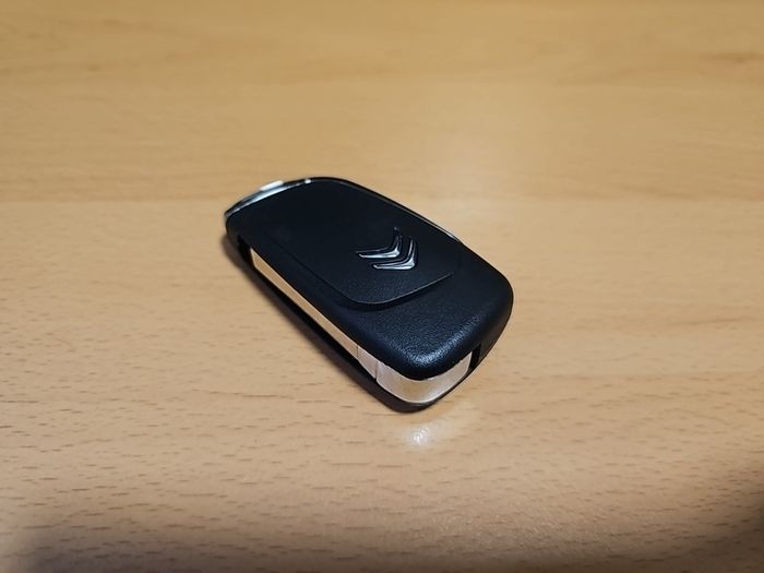 Citroen key shell