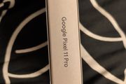 Google Pixel 11 Pro 256GB - Olive Green
