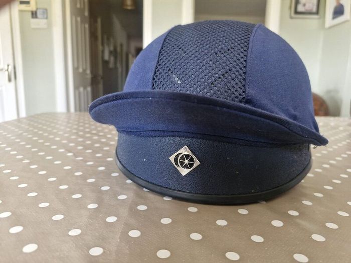 Riding helmet
