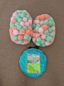 Baby ball pit