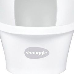 Newborn baby bath