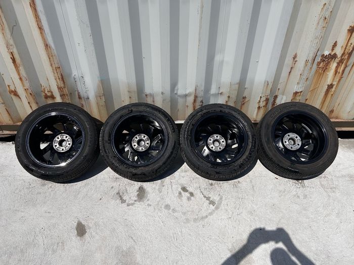 Genuine Volkswagen Woodstock 16" Alloy Wheels