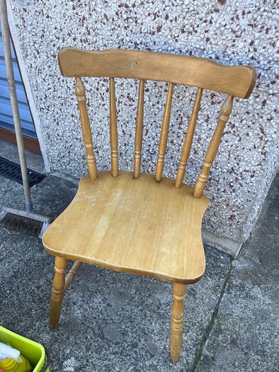 table + 2 chairs