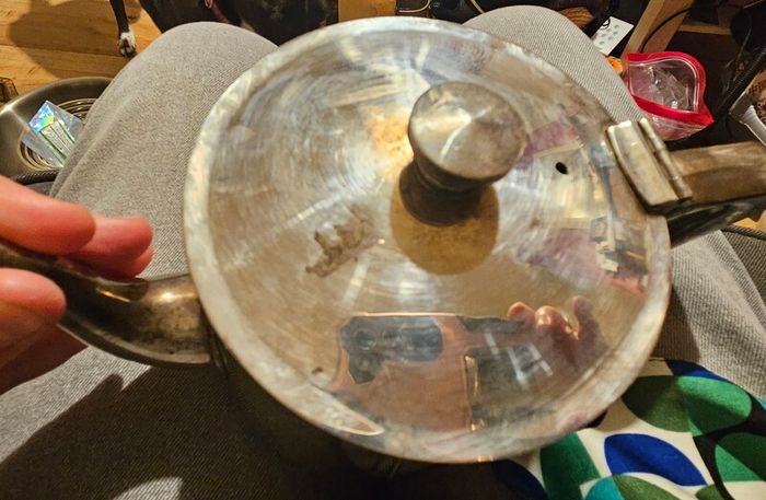 Range of Collectable Silver Plate Epns and Ceramic Items