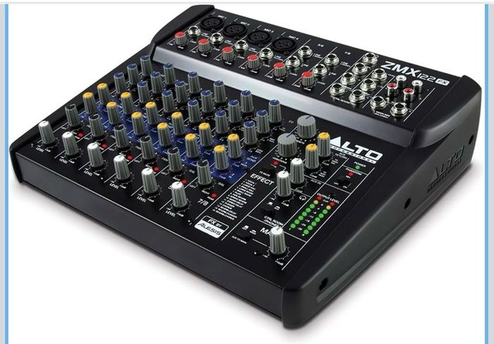 Music mixer