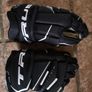 Full set of inline/roller hockey gear Image 4