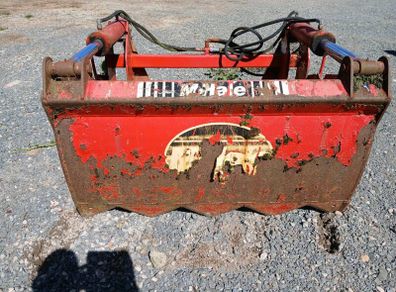 Cattle trailer,shear grab ,tanco chopper,yard scra