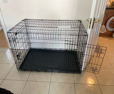 Extra Large Dog Crate. Only used 2-3 times, excellent condition