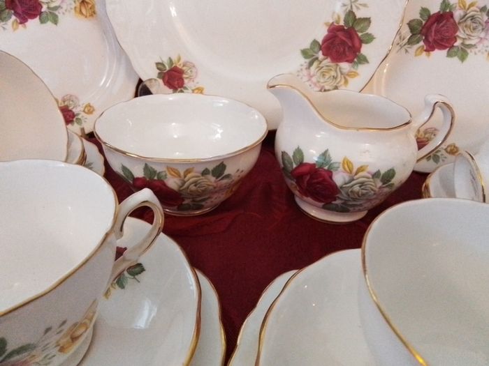 Royal Malvern Twenty one Piece China Teaset