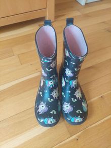 Girl's wellies
