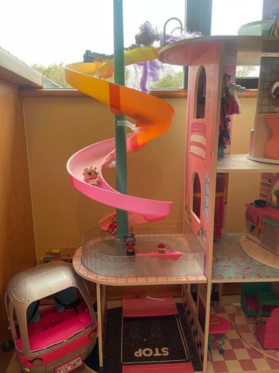 LOL Surprise Dolls House
