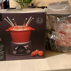 Cast Iron Red Fondue Set