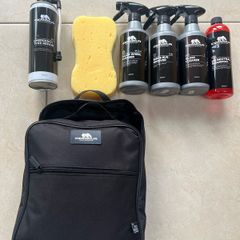 Carmour car cleaning and tyre kit