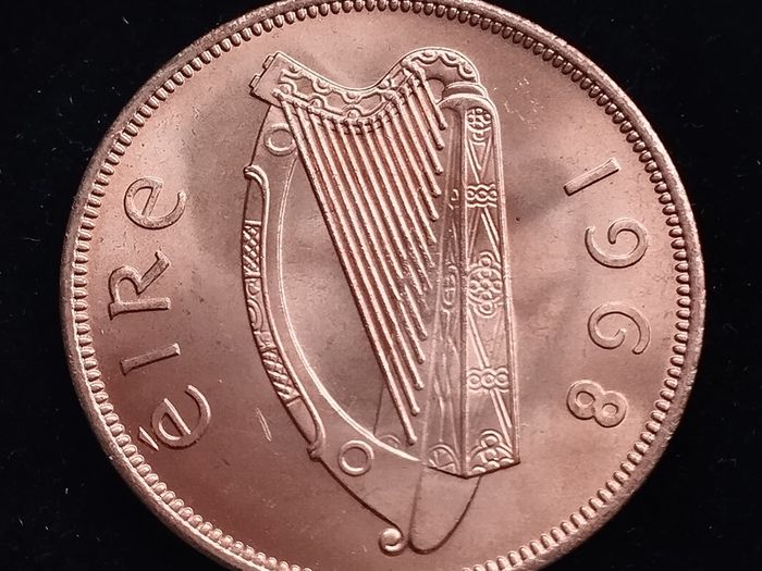 Ireland - 1968 - 1 Penny - Hen with Chicks - KM.11 - [271]