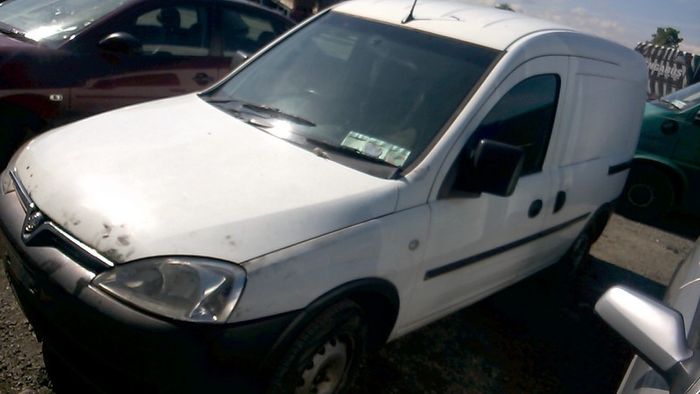opel combo 1.3 cdti 2006,1.7 isuzu 2003