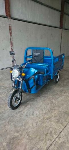3 wheeled 24 volt electric mobility scooter tuktuk