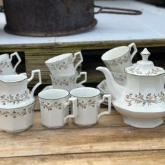Eternal Beau Teaset