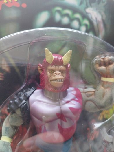 Apes Attack