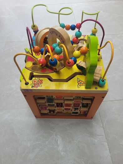 B Toys Battat Zany Zoo Wooden Activity Cube Assortment
