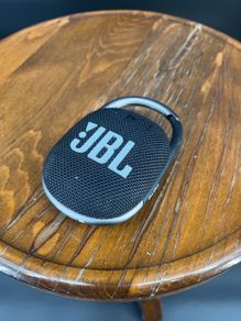 jbl 4