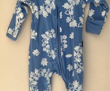 Bonds native crown floral zip wondersuit size 0-3 months EUC