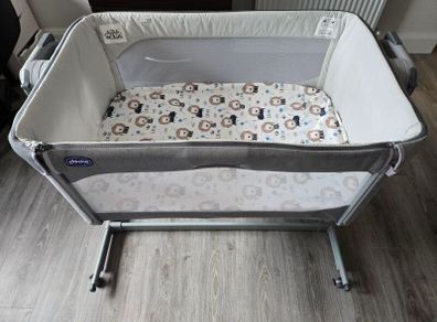 Chicco Next to Me bedside crib