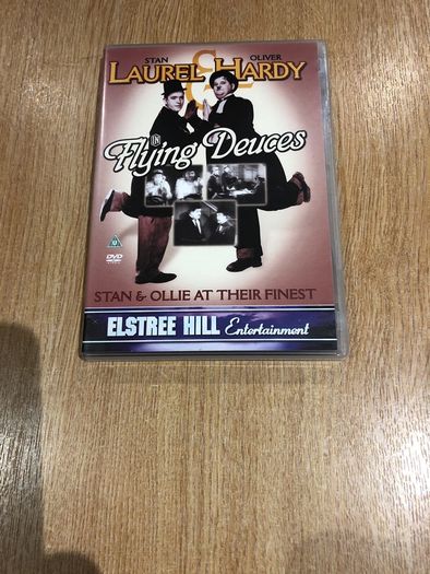 Laurel & Hardy "Flying Deuces"