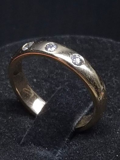 Vintage French 18ct Gold Diamond Ring Size 49 | 3 Natural Diamonds | 3.48g